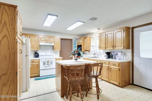 Lafayette, LA 70507,327 Nottingham CIR