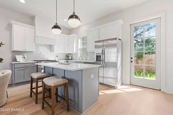 Lafayette, LA 70508,103 Oaks Archway RD