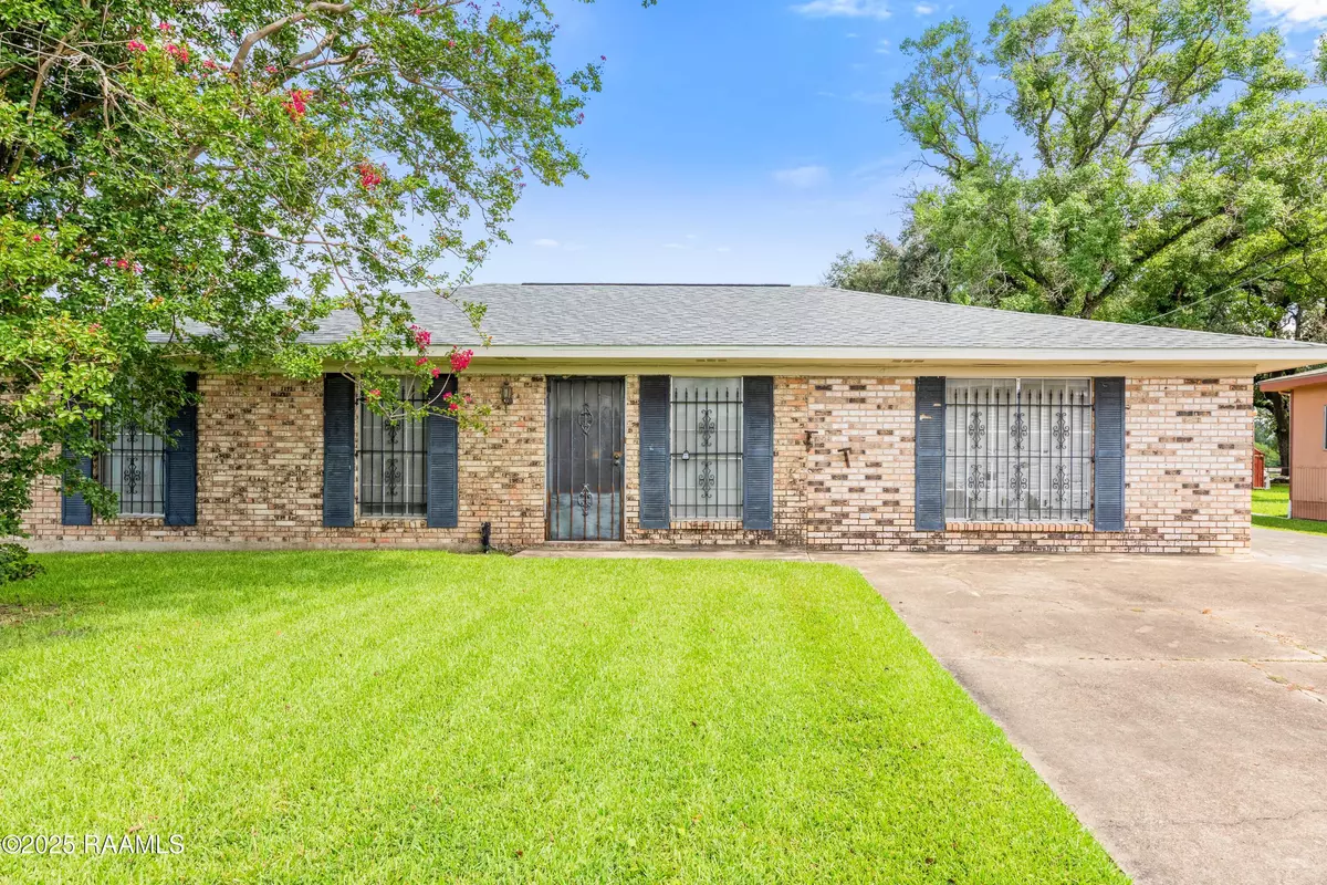 Lafayette, LA 70506,104 Fairway DR