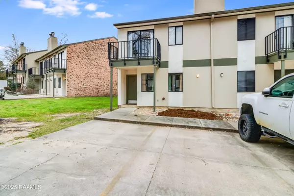 Lafayette, LA 70501,3500 E Simcoe ST #62