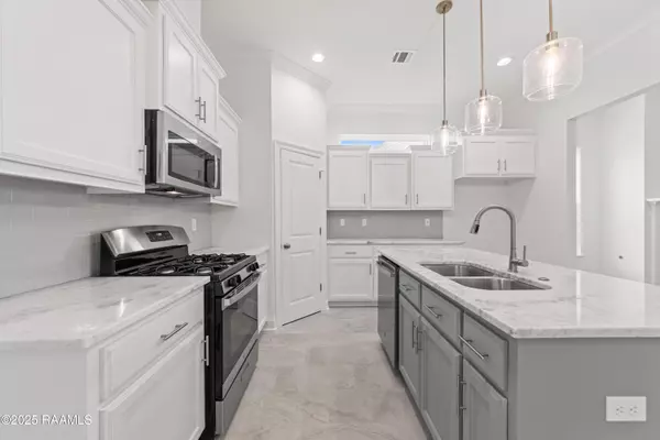 Maurice, LA 70555,107 Lilian LN