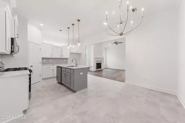 Maurice, LA 70555,107 Lilian LN