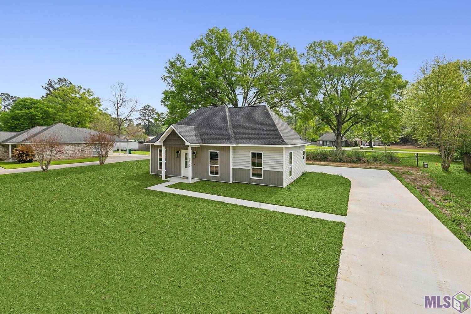 28646 Corby Dr, Livingston, LA 70754