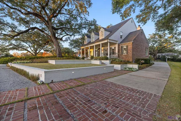 3381 E Lakeshore Dr, Baton Rouge, LA 70808