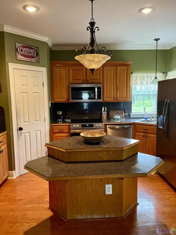 Prairieville, LA 70769,18313 Leo Causey Rd