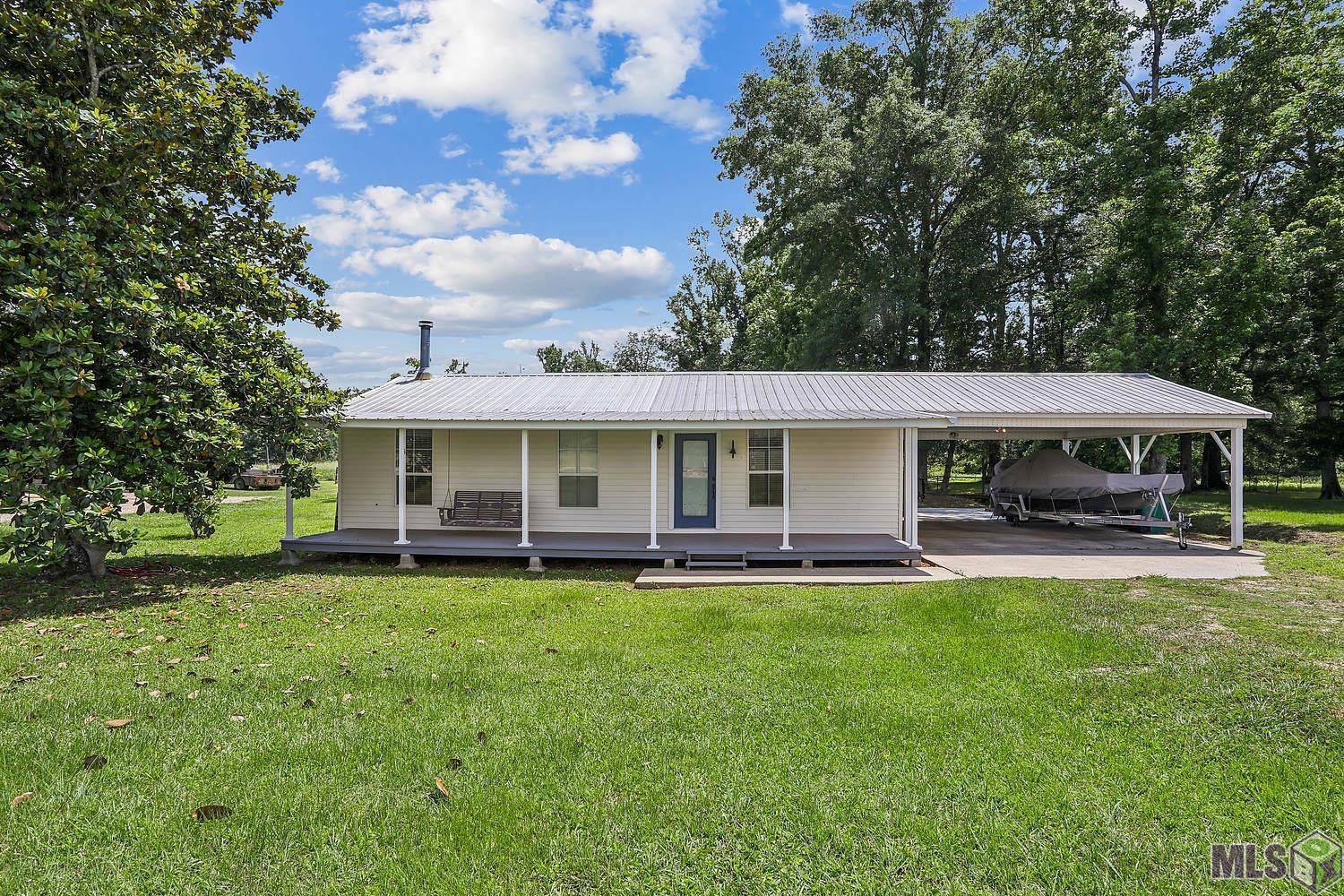 1942 La Hwy 1041, Holden, LA 70444