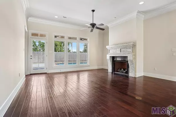 Prairieville, LA 70769,36472 Lake Bend Ave