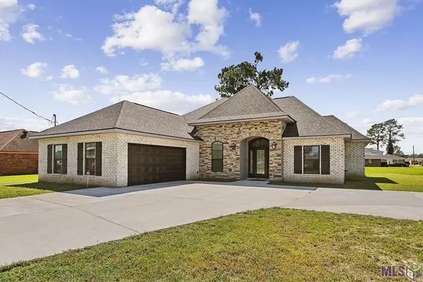 Edgard, LA 70049,102 E 13th St