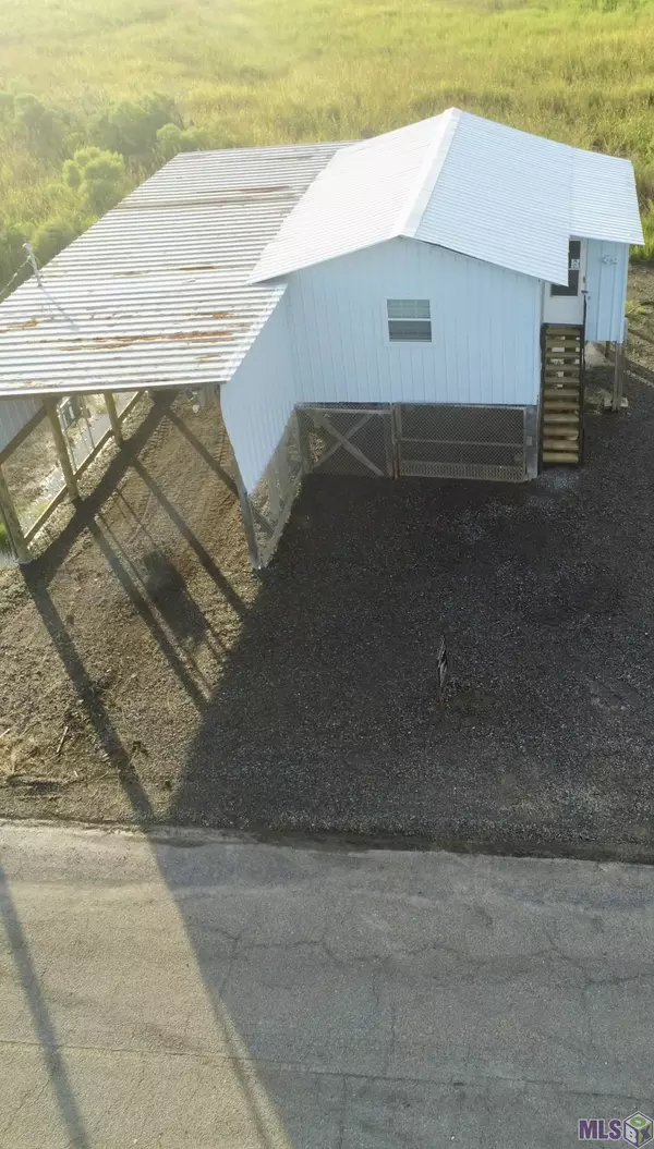 Dulac, LA 70353,1058 Four Point Rd