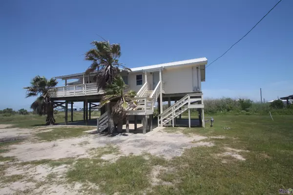 130 Olive Dr, Grand Isle, LA 70358