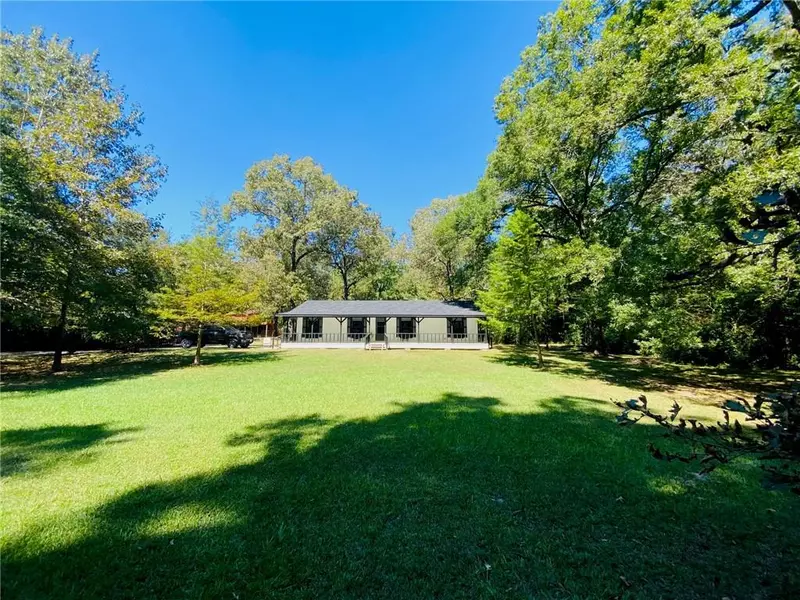 5607 Donahue Ferry Road, Pineville, LA 71360