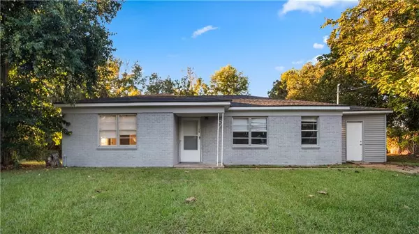 5136 Broadmoor Court, Alexandria, LA 71301