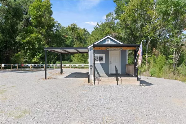 5601 Monroe Highway, Ball, LA 71405