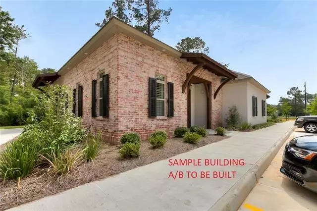 102 Fountainbleau Drive #A, Mandeville, LA 70471