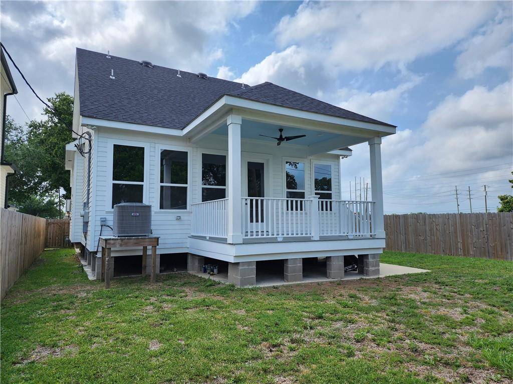 Arabi, LA 70032,1921 Schnell Drive