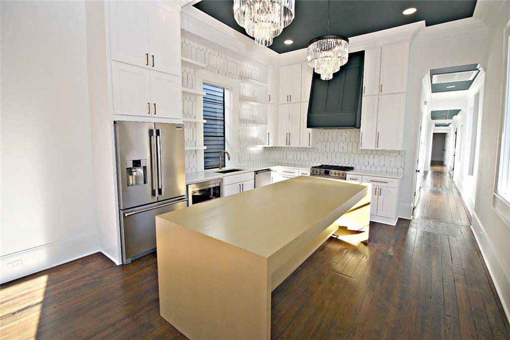 New Orleans, LA 70117,1027 Independence Street