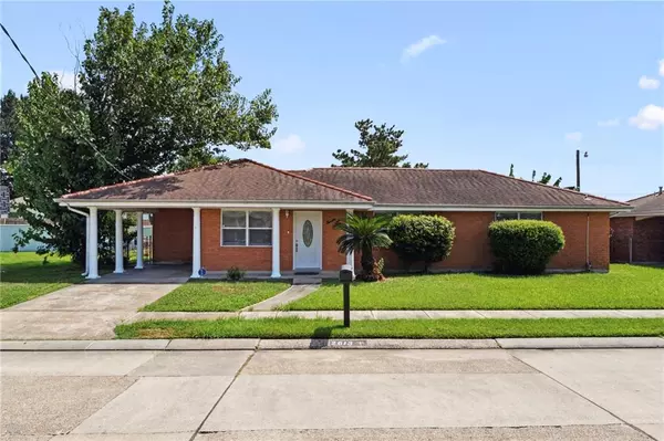 2613 Dauterive Drive, Chalmette, LA 70043