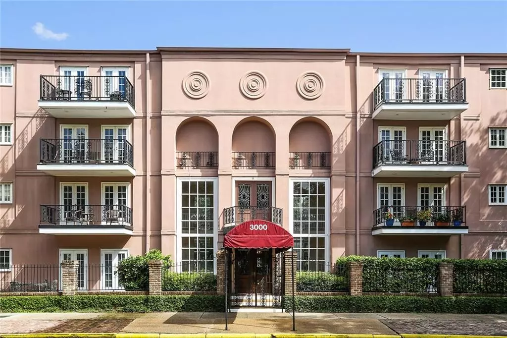 New Orleans, LA 70115,3000 St Charles Avenue #409