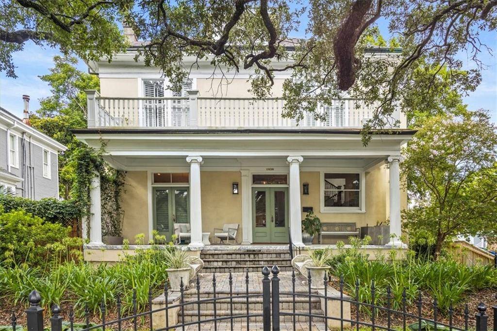 1930 Napoleon Avenue, New Orleans, LA 70115
