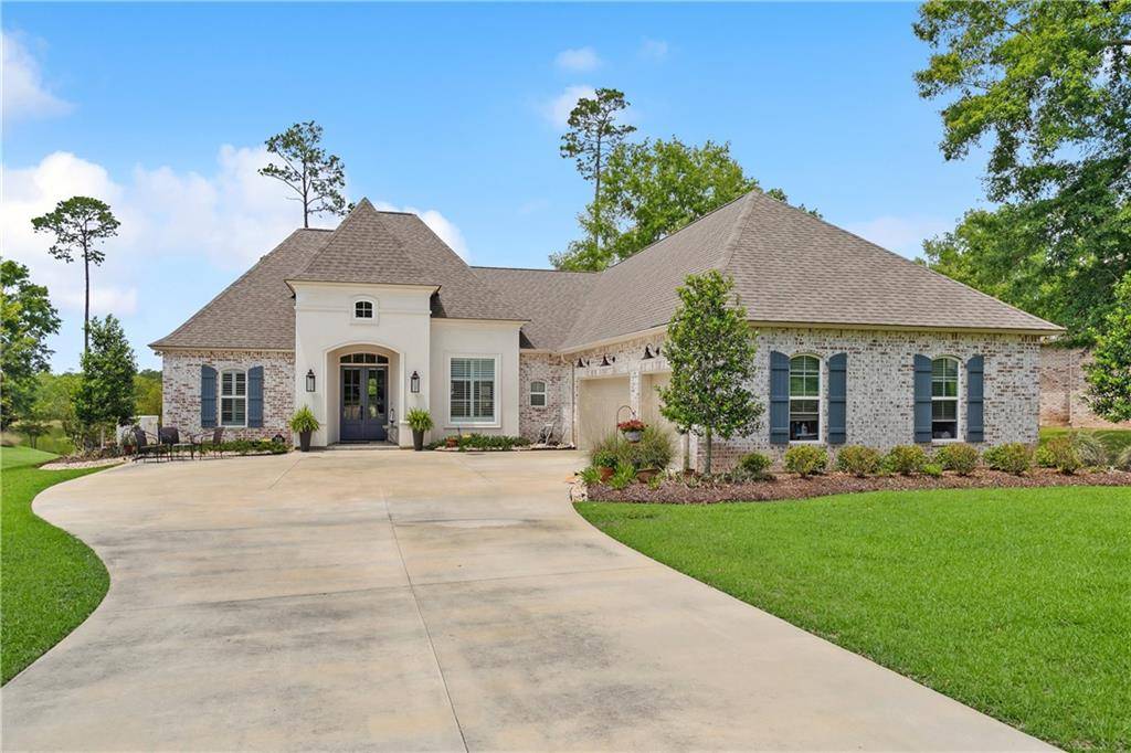 Abita Springs, LA 70420,736 Plantation Drive