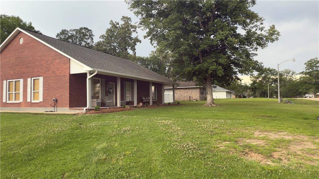 Greenwell Springs, LA 70739,16446 Pernecia Avenue