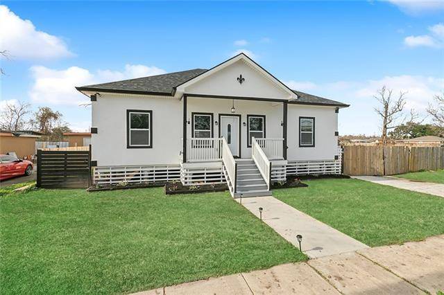 2616 Guerra Drive, Violet, LA 70092