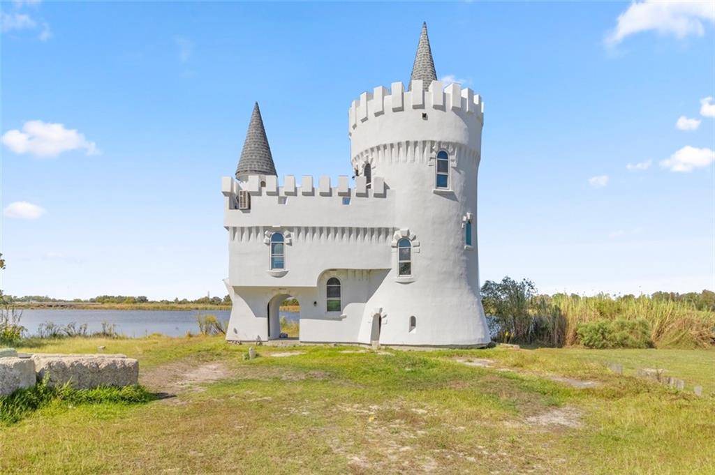 New Orleans, LA 70129,3262 Ridgeway Drive