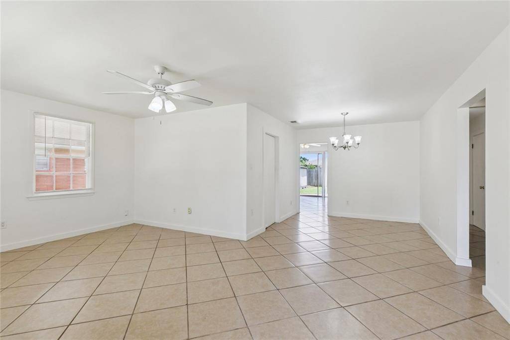 Metairie, LA 70003,6501 Lafreniere Street