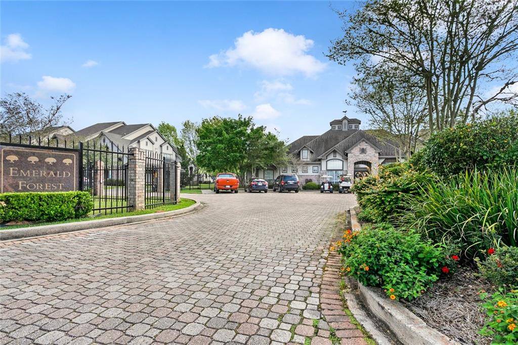 350 Emerald Forest Boulevard #11202, Covington, LA 70433