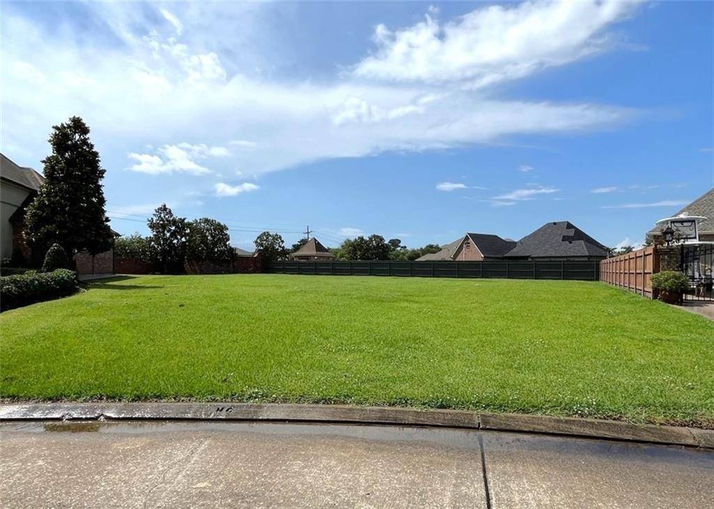 106 Wisteria Court, Belle Chasse, LA 70037