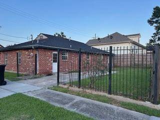 New Orleans, LA 70118,8830 Stroelitz Street