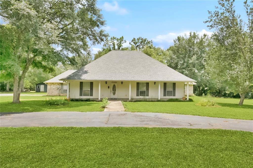 37112 Harper Lane, Pearl River, LA 70452
