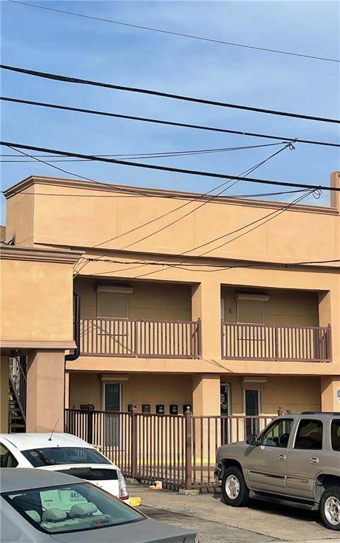 8009 Downman Road, New Orleans, LA 70126