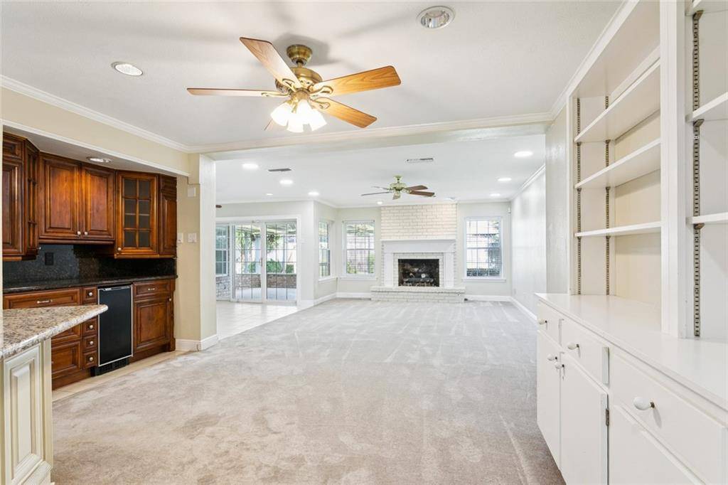 Metairie, LA 70003,5033 Bissonet Drive