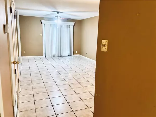 Metairie, LA 70005,1401 Lake Avenue #B-1
