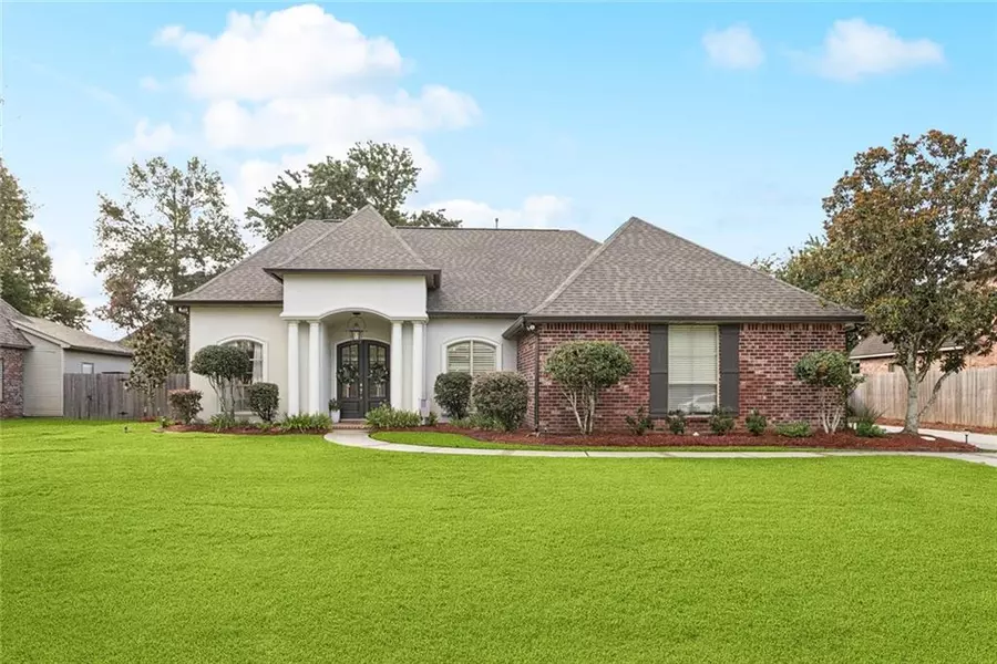 1181 Scarlet Oak Lane, Mandeville, LA 70448