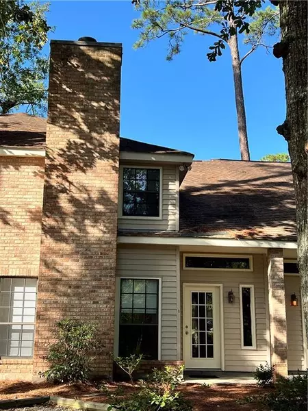 627 N Village Lane #B, Mandeville, LA 70471