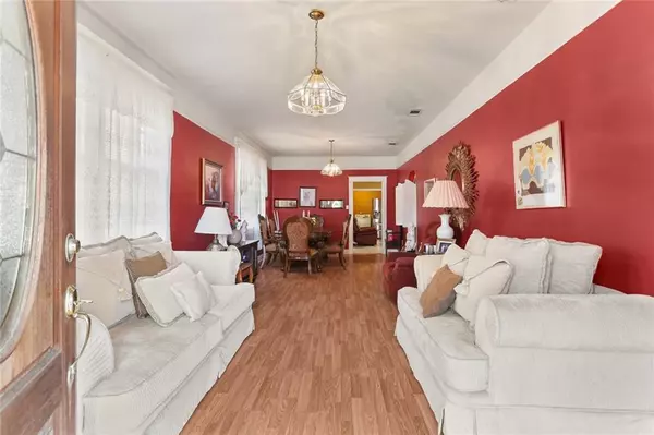 New Orleans, LA 70118,9411 Stroelitz Street