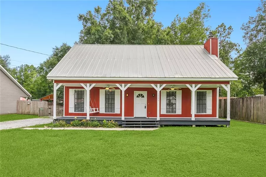 1930 Dupard Street, Mandeville, LA 70448