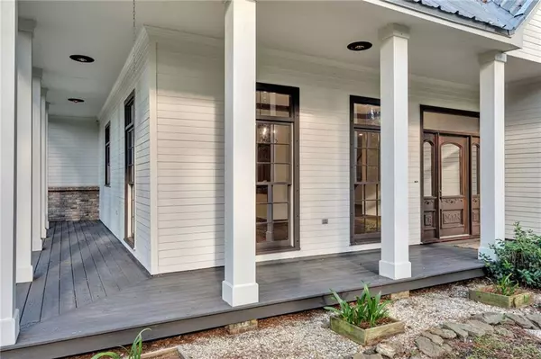 Lacombe, LA 70445,31325 Shannon Drive