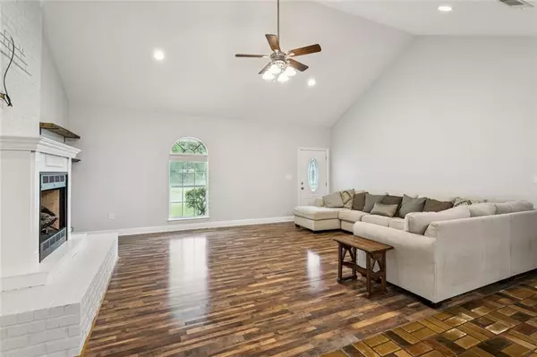 Ponchatoula, LA 70454,22084 Morgan Howes Road