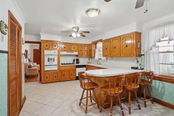 Jefferson, LA 70121,757 Jefferson Heights Avenue