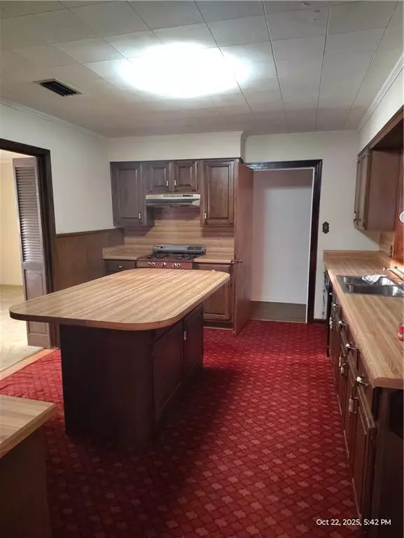 Bogalusa, LA 70427,1102 Wilmuth Street