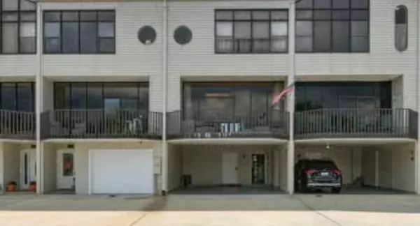 Madisonville, LA 70447,127 Hwy 22 Highway #N-21