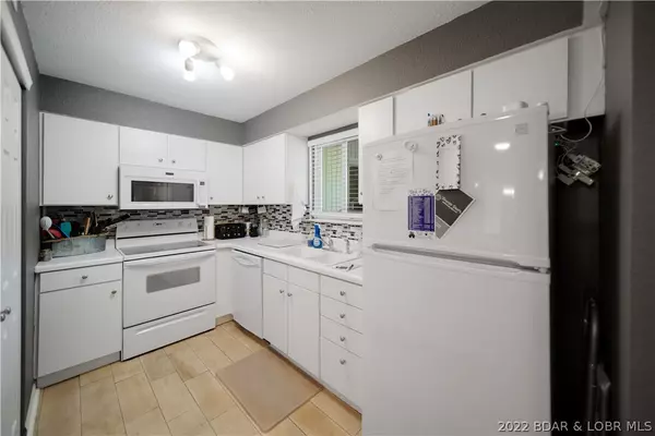 Lake Ozark, MO 65049,85 Kodiak LN #2C