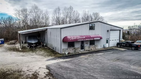 Laurie, MO 65038,141 Sherman Ridge RD