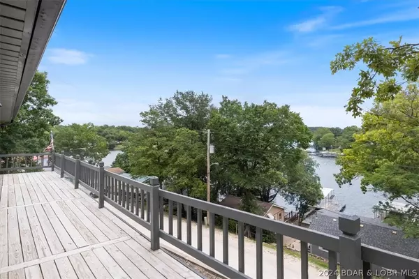 1790 Lick Creek RD, Edwards, MO 65326