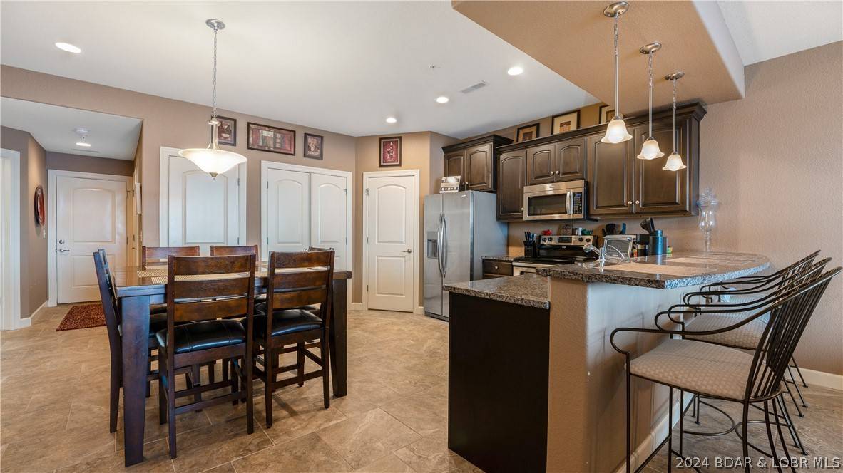 Gravois Mills, MO 65037,18061 Blue Anchor Bay DR #622