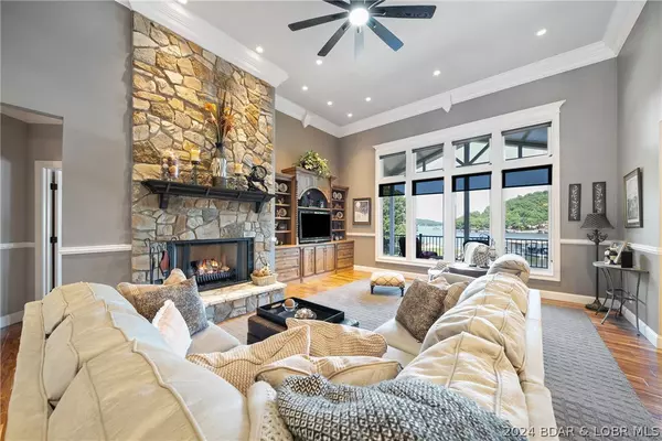 Roach, MO 65787,1418 Arrowridge DR