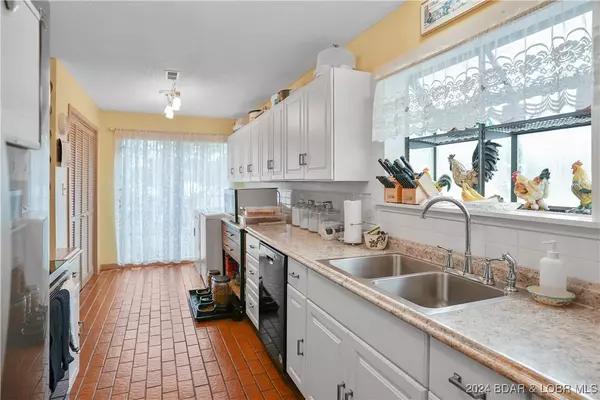 Lake Ozark, MO 65049,35 Casa Blanca CT #2A